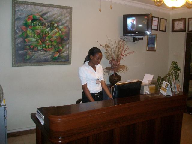 Rayporsh Hotel Accra Esterno foto